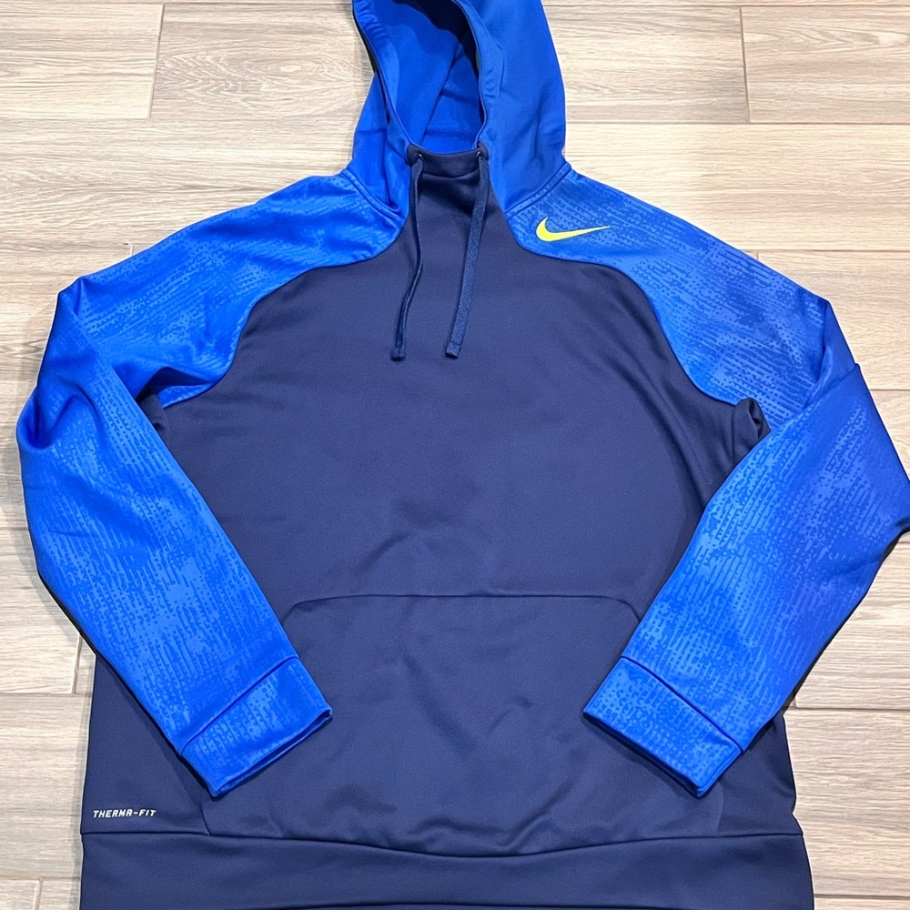 Nike Therma Fit Navy/Light Blue Pullover Hoodie Large Swoosh Front Pocket